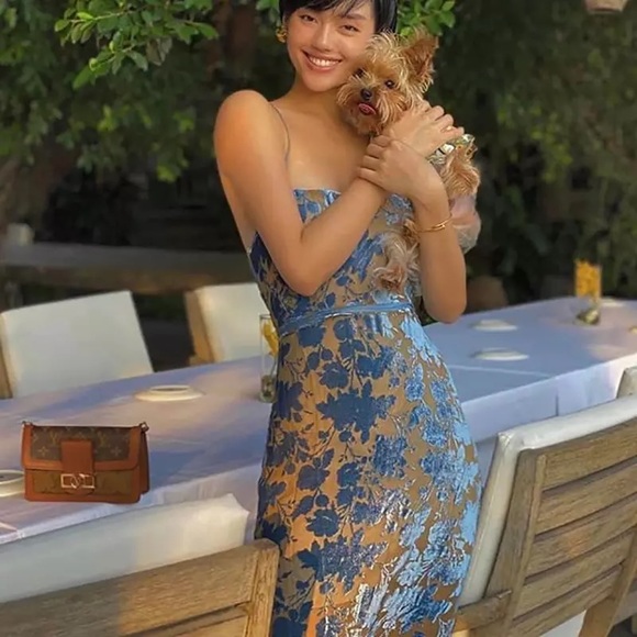 Boho Floral Blue On White Inlay With Velvet Adjustable Trim & Straps Midi Dress - Picture 10 of 11